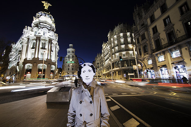 s/t de la serie "who was i then?"